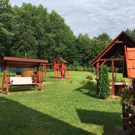 Vadrozsa Vendeghaz * Kishuta